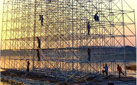 Wall shuttering formwork